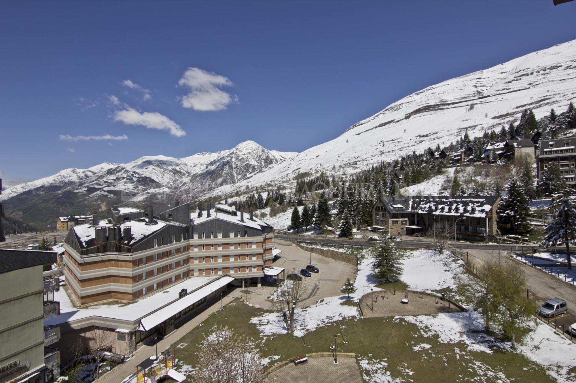 Apartarent 1500 Baqueira Beret Dış mekan fotoğraf